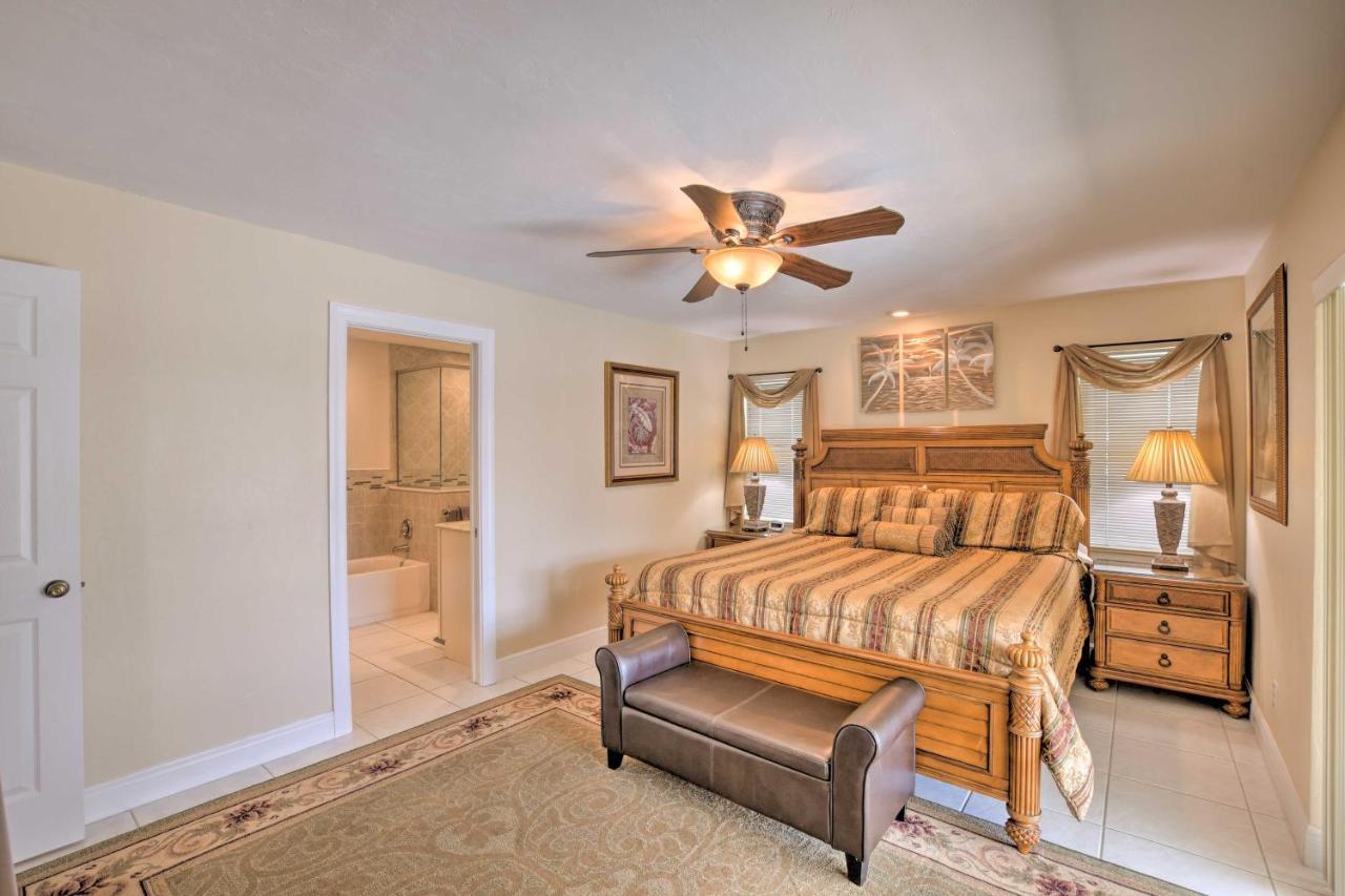 Canalfront Home With Private Saltwater Pool! Marco Island Esterno foto